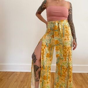 SHORE Bella pants in faded floral